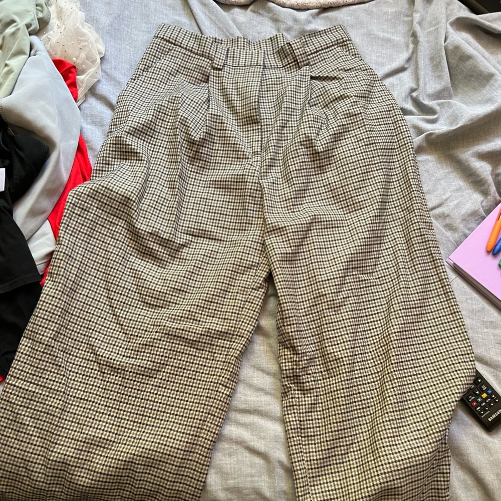 Collusion checkered pants. size 6. brand new with tags